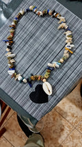 Collar de bellezas del mar y delatierra "camaleónica"